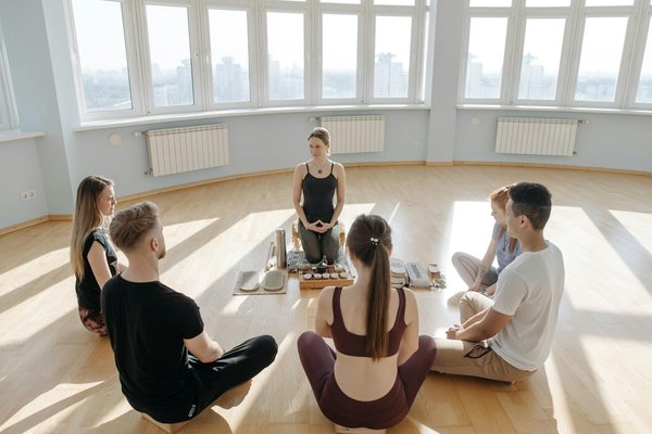 Découvrez les meilleurs cours de yoga à paris 12